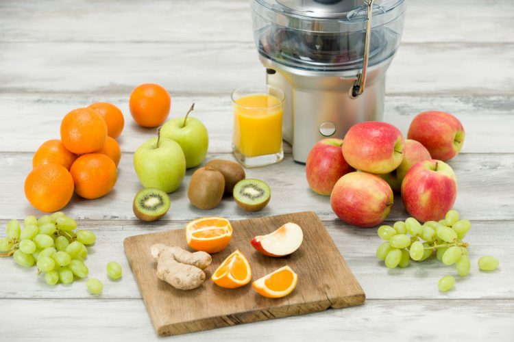 Towards healthier lifestyle: Are juicers better than blender?